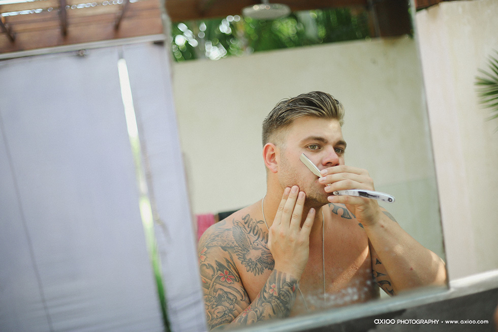 Axioo: That Sunshiny Retro Vibe